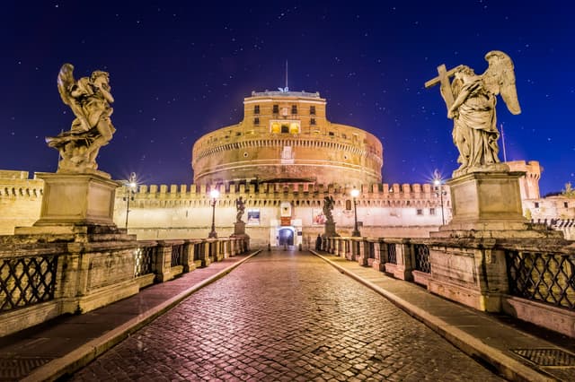 Stay in Borgo Pio -  Vatican Elegance & Hidden Rome