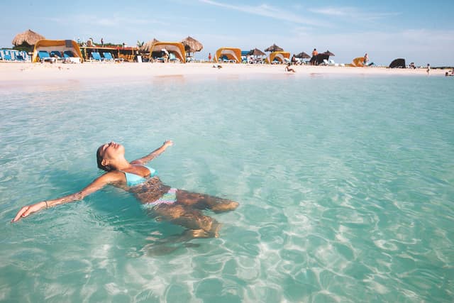 Sun, Sand & Savings – Aruba for the Streetwise