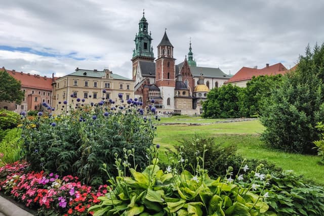 Polonia de Varsovia a Gdańsk: ciudades, montañas y lagos
